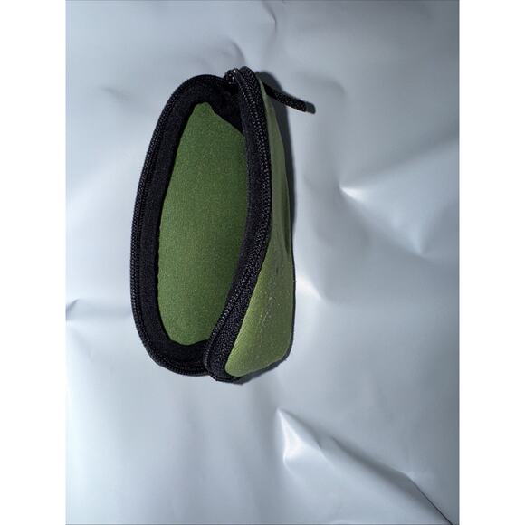 Lowepro Camera Case Small Green 4 In Long X 3 Inches Tall Floral Design - Picture 5 of 5